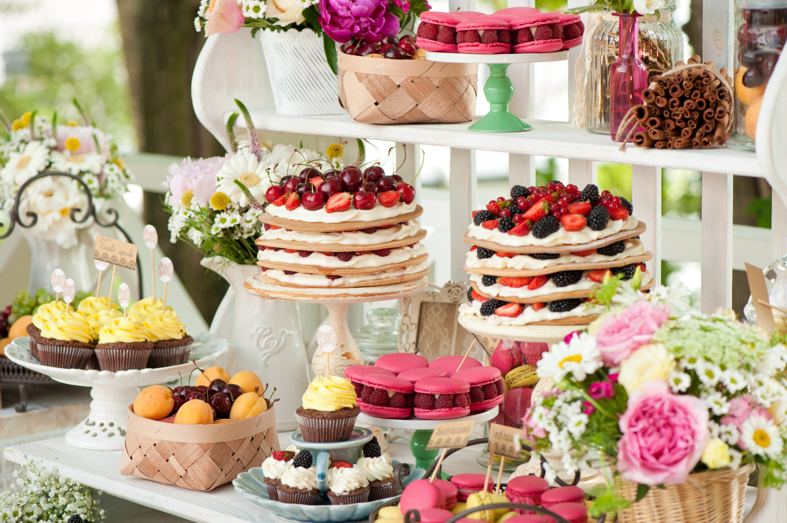 Sweet,Bar,On,Summer,Wedding.,Layer,Cakes,With,Protein,Cream